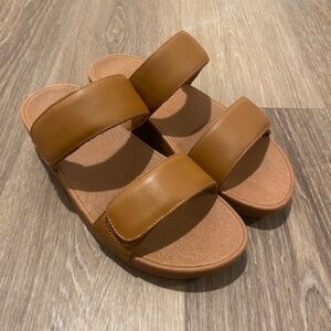 NWOT Fitflop Brown Lulu Slides